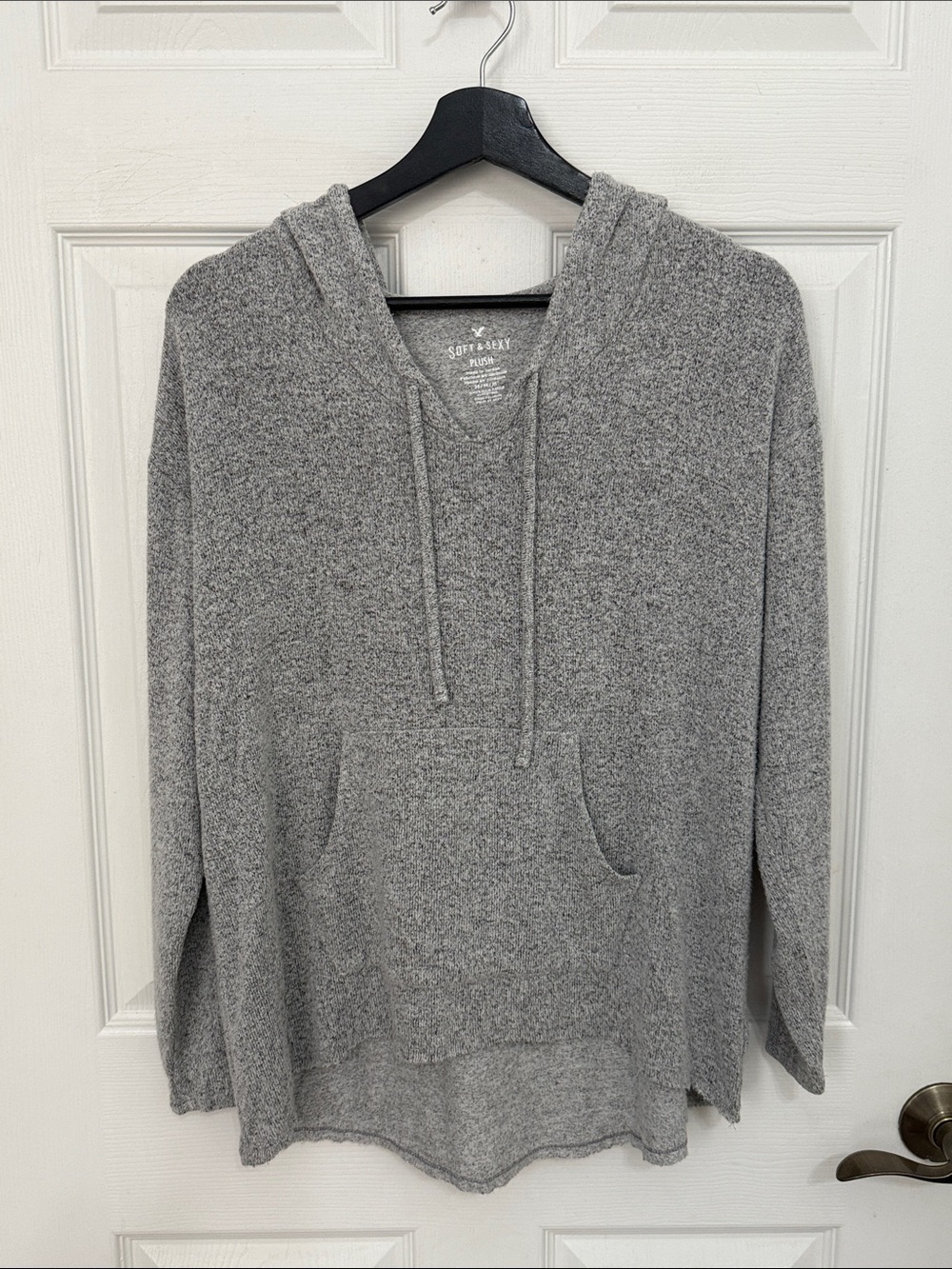 American Eagle Outfitters women’s Heather Gray Hooded Pullover Sweater